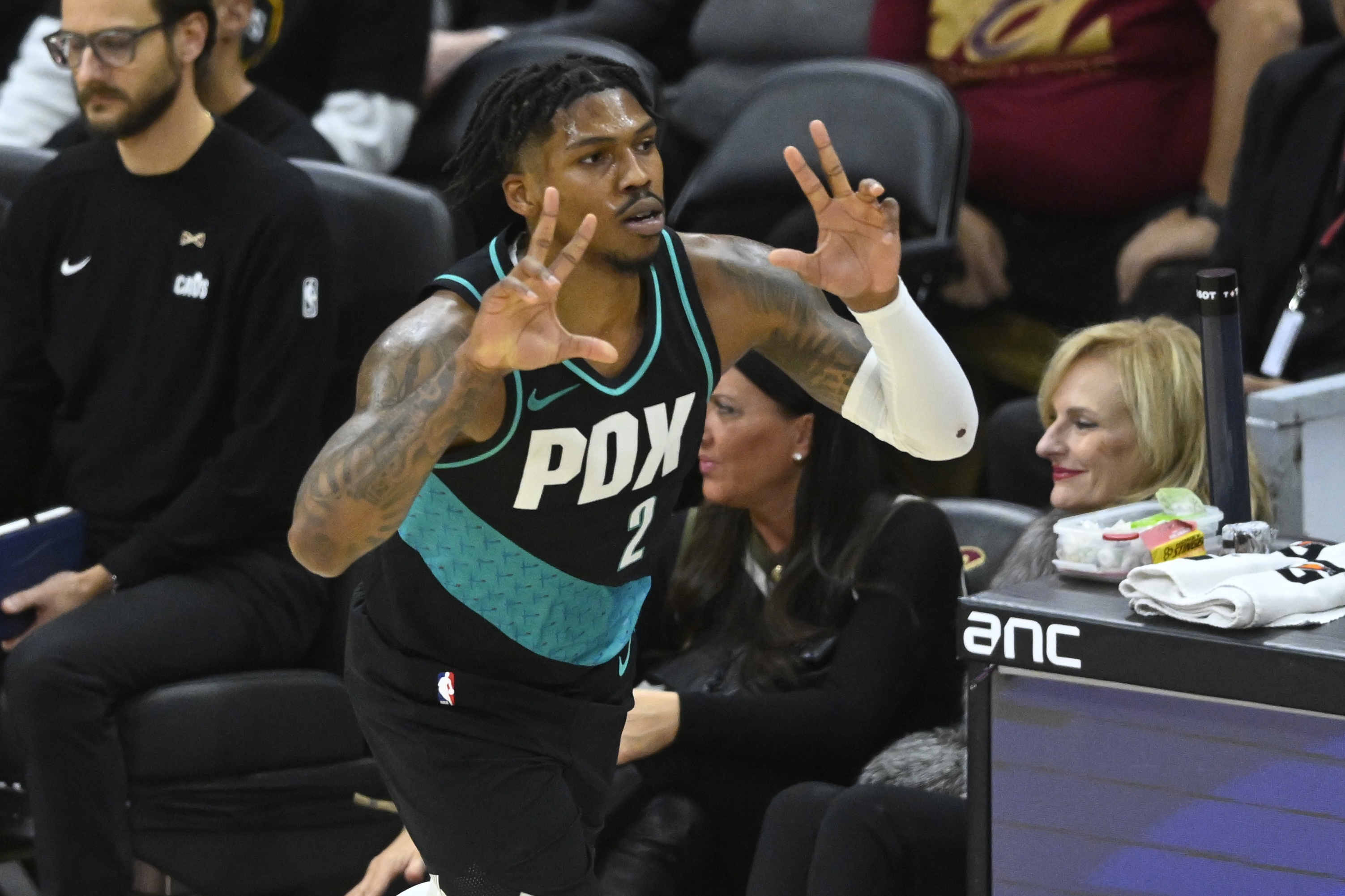 开云-乐福砍24分！记者：穷人版利拉德 今年新秀各个位置都有亮眼球员